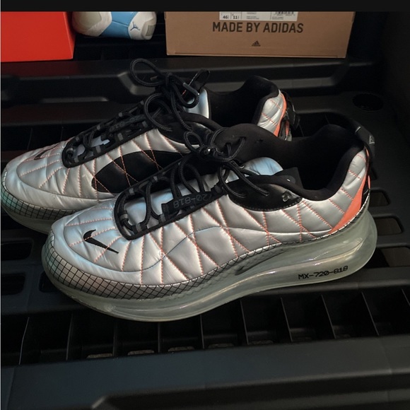 Nike Air max 720-818 metallic silver - Picture 3 of 6